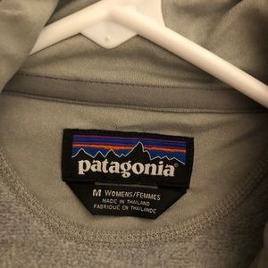 Women’s Patagonia pullover